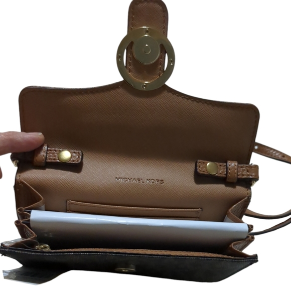 *New*Michael Kors Monogram Black & Tan Leather Crossbody Purse - Picture 12 of 16